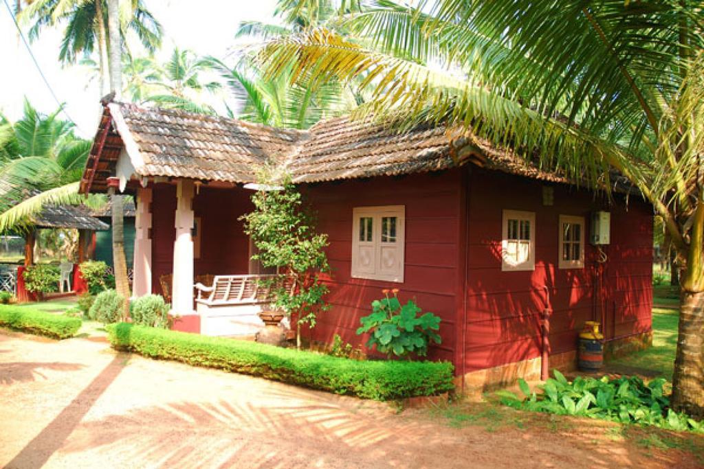 Pranav Beach Resort Каннур Экстерьер фото