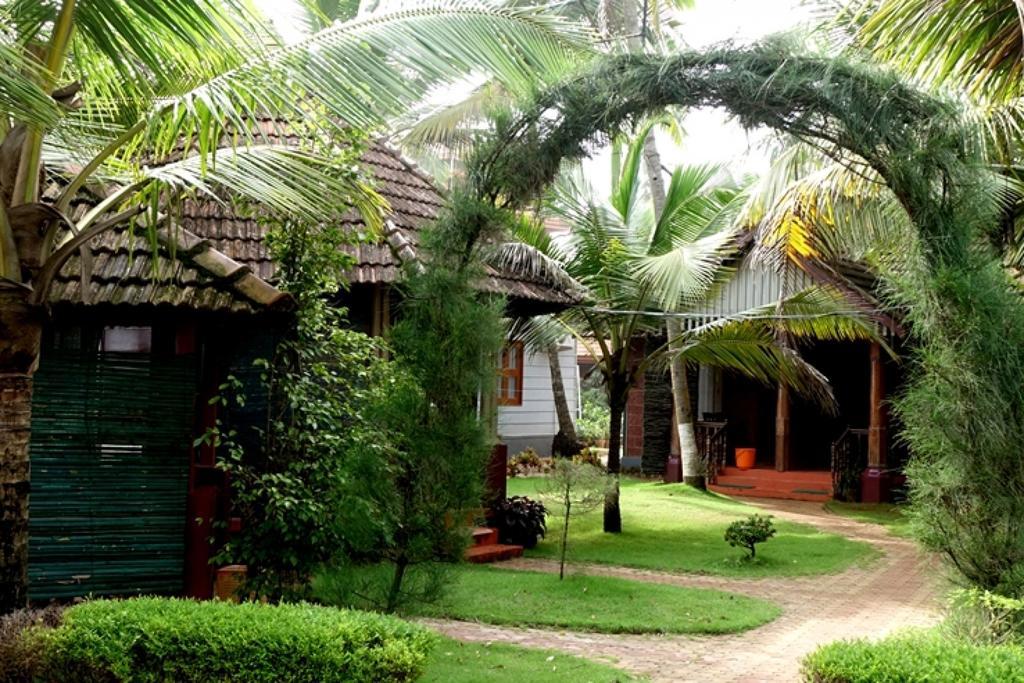 Pranav Beach Resort Каннур Экстерьер фото